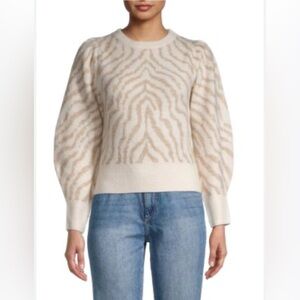 HL AFFAIR: IVORY ANIMAL-PRINT SWEATER